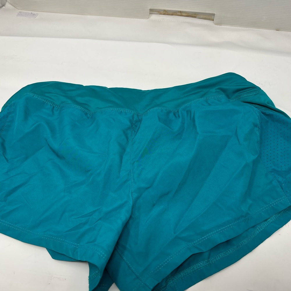 Turquoise shorts - Picture 2 of 4